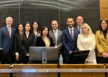 SHBA në mbështetje të gjyqësorit: Vendosni të pavarur, përtej ndikimeve e kërcënimeve