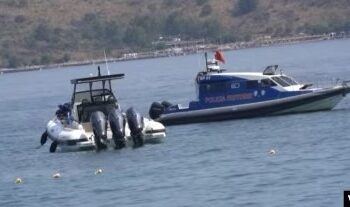 Shqipëri, problem mjetet e paligjshme turistike të lundrimit