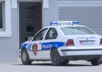 La takim, por i bëri pritë me persona të tjerë/ 33-vjeçarja në Tiranë dhunon dhe bën për spital bashkëshortin