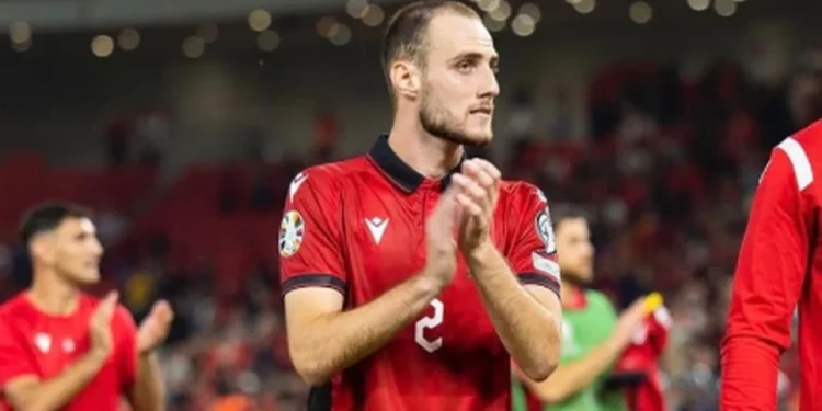 Shok skuadre me Benzema, mbrojtësi i kombëtares shqiptare drejt Arabisë për një pagë prej sheikësh