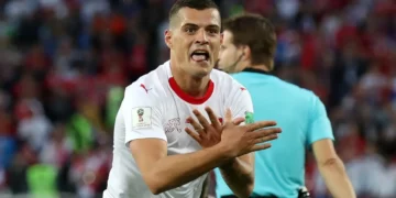 Xhaka nominohet për “Topin e Artë”! Mesfushori nga Kosova me pasaportë zvicerane, vlerësohet për sezonin fantastik
