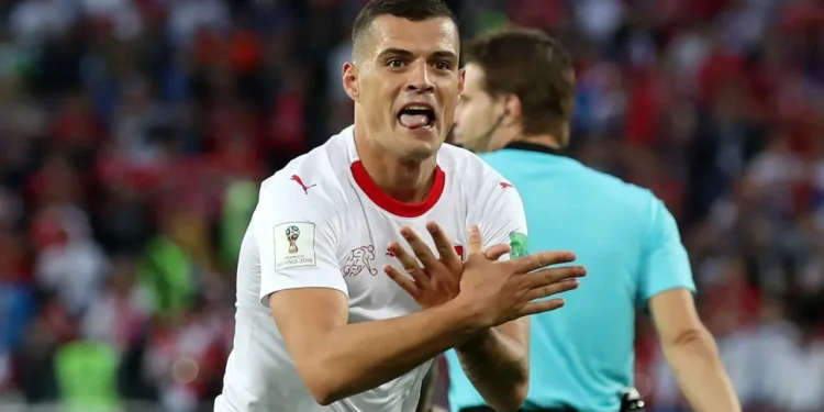 Xhaka nominohet për “Topin e Artë”! Mesfushori nga Kosova me pasaportë zvicerane, vlerësohet për sezonin fantastik
