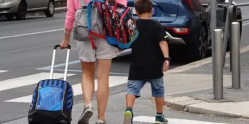 Nga kancelaria te librat dhe pajisjet, sa kushton rikthimi në shkollë?