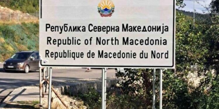 Tabelat e sinjalistikës rrugore në frengjisht/ Maqedonia e Veriut heq gjuhën shqipe prej tyre
