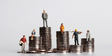 Tregu i deformuar/ Punët elementare me rritjen më të lartë të pagave, nivelet e larta në stanjacion