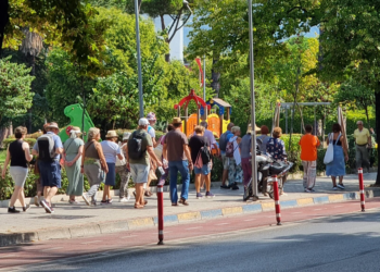 Konfirmohet “braktisja” në verë, bien ndjeshëm turistët nga Kosova 