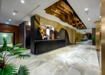 Rritja e çmimeve në korrik ‘përzuri’ turistët nga hotelet, sidomos vendasit