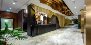 Rritja e çmimeve në korrik ‘përzuri’ turistët nga hotelet, sidomos vendasit