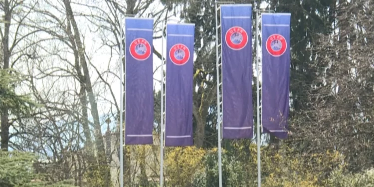 UEFA “zbarkon” në Shqipëri! Historike, ekzekutivi i institucionit europian të futbollit do të mblidhet në Tiranë