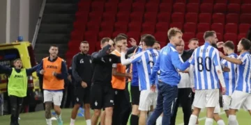 Vllaznia mbetet në krye, por janë shtatë skuadra “brenda” 4 pikëve