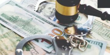 Para droge nga Anglia? Prokuroria zbardh skemën si u pastruan 750 mijë euro në Shqipëri. Banakjer, kuzhinieri dhe pensionist në hetim ❗️