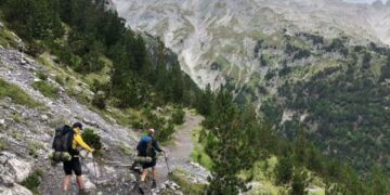 Pasi “shiti” bregdetin, qeveria kalon tek malet, ja si do jepet me 1 euro toka