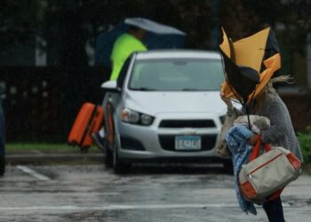 Uragani i fuqishëm godet Floridan/ 2 milionë shtëpi e biznese pa energji, raportohet për viktima (Pamje tronditëse) 