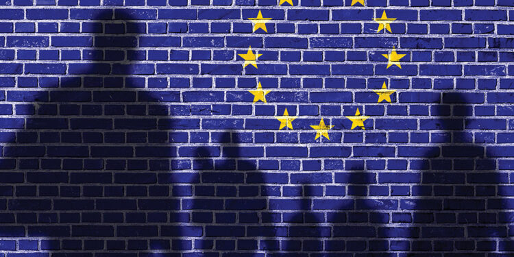 Shqiptarët kryesojnë për lejet e qëndrimit të dhëna nga Italia në vitin 2023