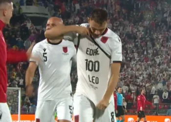 Thyhet “mallkimi” në Tbilisi, Shqipëria mund për herë të parë Gjeorgjinë jashtë fushe dhe rihap garën në Ligën e Kombeve