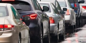 Tipar i vendeve të varfra/ Studimi: Makinat në Shqipëri lëvizin me këtë shpejtësi mesatare…