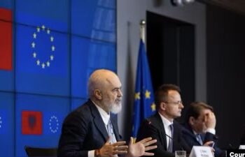 Anëtarësimi, Shqipëria nis bisedimet konkrete me BE-në