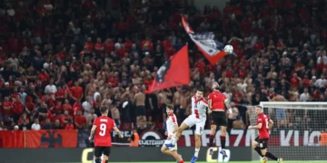 Ndeshjet Ukrainë-Shqipëri dhe Shqipëri-Gjeorgji, UEFA gjobit FSHF-në për incidentet e shkaktuara nga tifozët shqiptarë