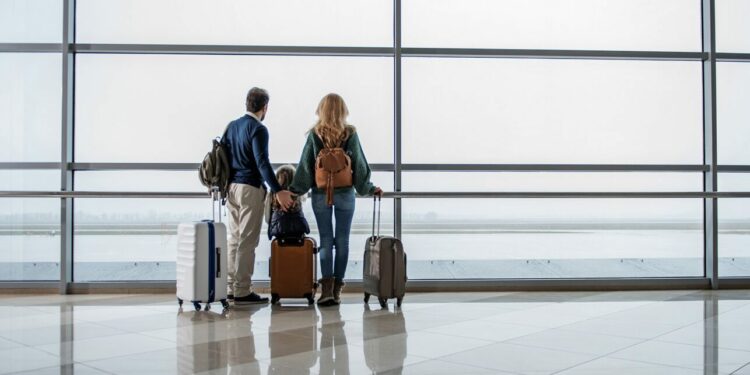 Ikja vazhdon, 4.3 mijë shqiptarë aplikuan për azil në janar-korrik