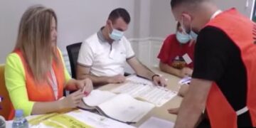 KQZ miraton rregullat për regjistrimin e zgjedhësve jashtë Shqipërisë