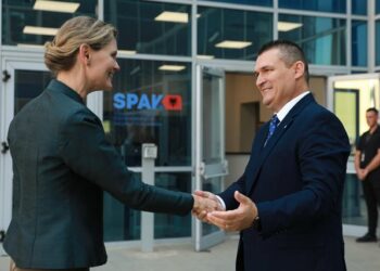 E ngarkuara me punë e SHBA në zyrën e Dumanit / pamjet nga SPAK