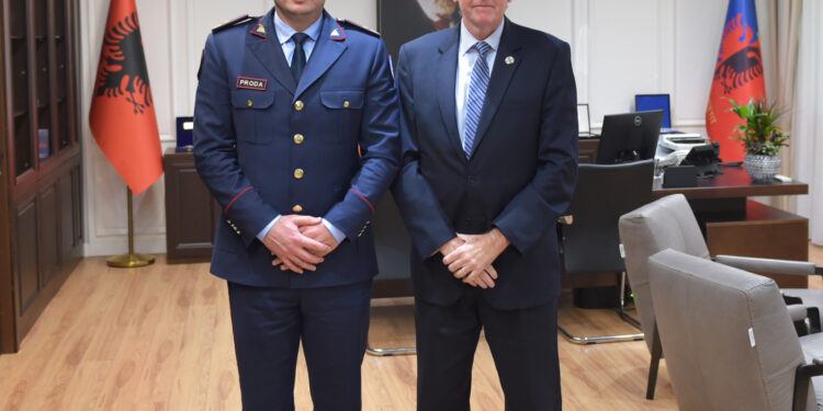 Amerikanët në zyrën e Kryepolicit Proda: Forconi sundimin e ligjit, mbroni të drejtat e qytetarëve