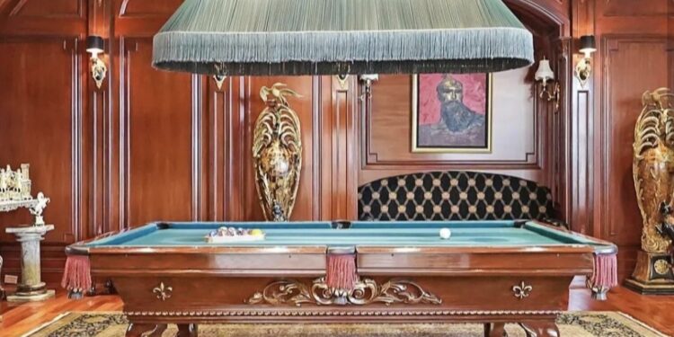 Shitet shtëpija e Gambinove për 18 mil $ / në holl Piktura e Skënderbeut pjesë e familjes mafioze ❗️