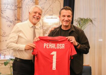 Ish Kryebashkiaku Bogota, merr “Çelsin e Qytetit” nga Veliaj