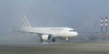 Linjat ajrore anulojnë fluturimet, shkaku i një objekti misterioz