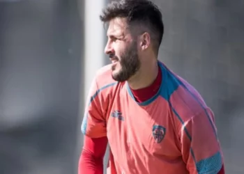 Për herë të parë, portieri kuqezi në formacion përballë Milanit