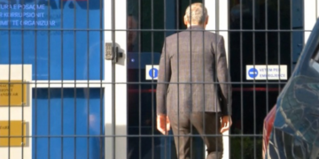 U padit nga një qytetar për mashtrim, GJKKO pushon çështjen ndaj deputetit Agron Çela