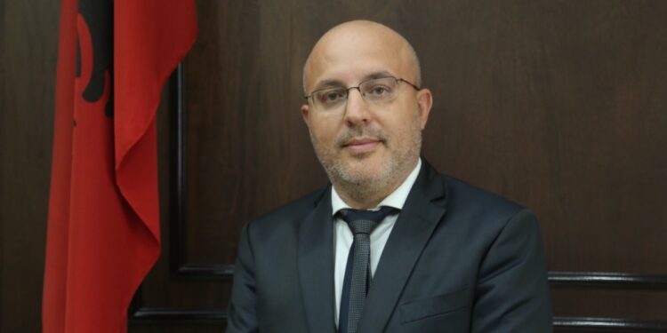 Ndërron jetë gjyqtari Darjel Sina, prej 3 ditësh ndodhej në intubim/ Gjykata e Lartë shpreh ngushëllimet