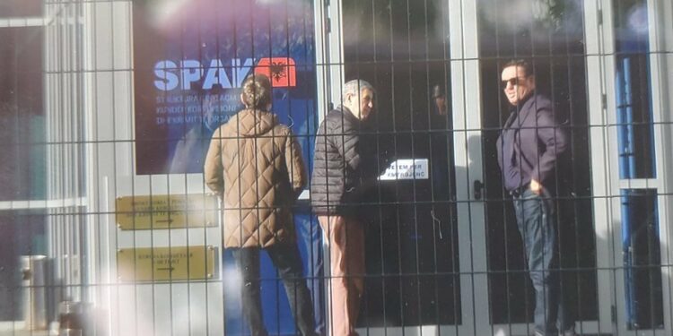 Ish-deputeti i PDIU, Dashamir Tahiri paraqitet në SPAK