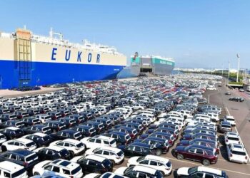 Shqiptarët “besnikë” të makinave koreane/ Për 10 muaj, mbi 16 mijë mjete të importuara nga Korea