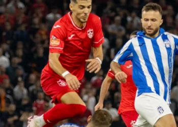 Derbi do luhet me tifozë, FSHF “fal” me llogari Tiranën para Partizanit