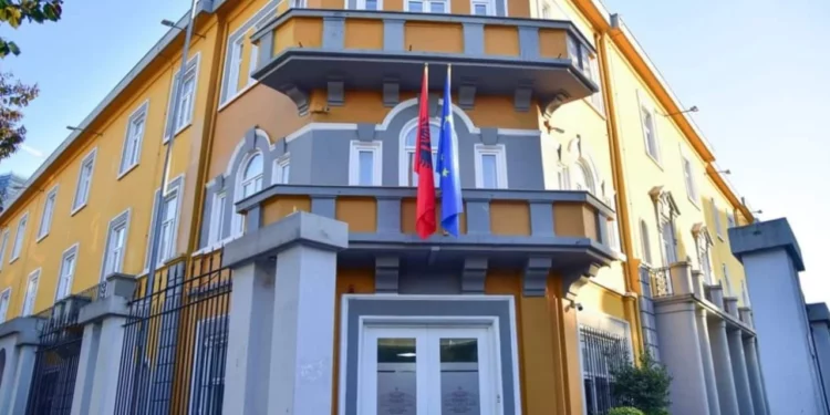 Zgjedhjet në Federatën e Atletikës, Ministria “zbut gjakrat” dhe ul në tavolinë Izmir Smajlan, Luiza Gegën, Gjergj Rulin dhe Taulant Stërmasin