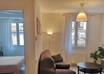 Banesat e shqiptarëve: 41 mijë familje me mbi 4 anëtarë jetojnë në banesa më pak se 40 metër²