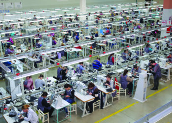 Nga rënia e euros dhe kontratave, brenda vitit te sektori fason shkurtohen mbi 10 mijë vende pune