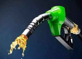 Shqiptarët preferojnë naftën dhe benzinën/ Vendi ende “çalë-çalë” drejt elektrifikimit të automjeteve