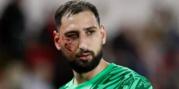 “Masakrohet” futbollisti i njohur! Goditet me taka nga kundërshtari, 10 qepje në fytyrë