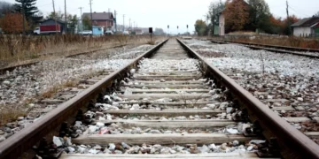 Hekurudha Rrogozhinë-Vlorë, në rehabilitim/ Hapet tenderi për projektimin. Linjë edhe nga aeroporti i ri, në Vlorë