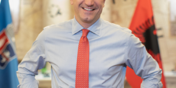 Standarti Veliaj❗️