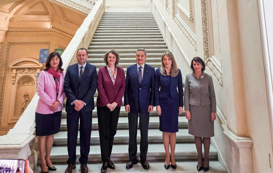 Pagesat e shpejta, nënshkruhet marrëveshja me Italinë