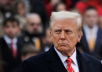 SHBA: Dita e parë e Trump në detyrë me “rekord vendimesh”/ Fjalimi i tij gjate betimit