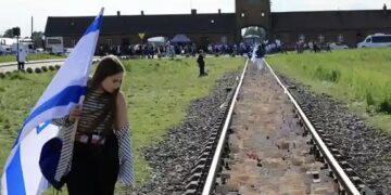 27 Janar – Dita Ndërkombëtare Përkujtimore e Holokaustit