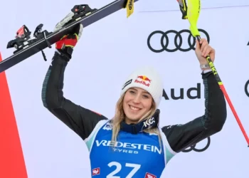 Garat e skive në Francë për Kupën e Botës/ Tjetër paraqitje fantastike për Lara Colturin, skiatorja shqiptare renditet në 10 më të mirat