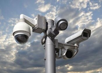 Kamera për 200 km rrugë kombëtare/ Mbikëqyrje edhe në 20 qytete, investim sipas marrëveshjes me Emiratet e Bashkuara