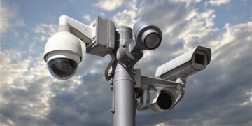 Kamera për 200 km rrugë kombëtare/ Mbikëqyrje edhe në 20 qytete, investim sipas marrëveshjes me Emiratet e Bashkuara