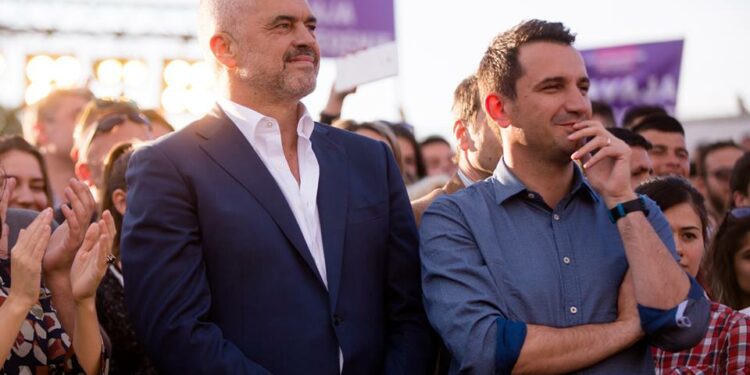 “U mbyll në qeli pa gjyq”/ Rama reagon pas arrestimit të Veliaj