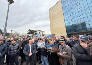 GJKKO dhe SPAK: Policia Braktisi sigurinë tek masa e Veliaj, veprim antiligjor! Reagojnë Blutë: Asnjë incident
